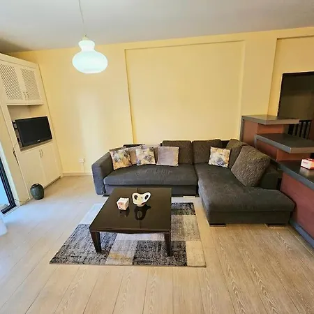 Beautiful In Laguna 格勒姆